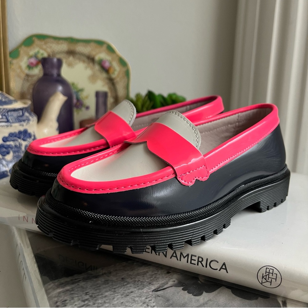 Jacadi Girls shoes glazed leather 26 US 9.5 New moccasins